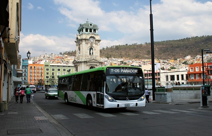 Tuzobús