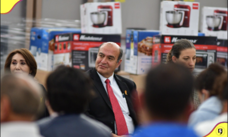 SEPH fortalece aprendizaje de estudiantes con discapacidad. Foto: SEPH