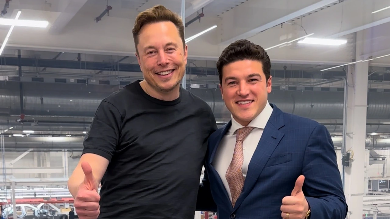 Elon Musk Samuel García compadres