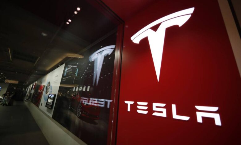 Tesla pierde medio billón de pesos