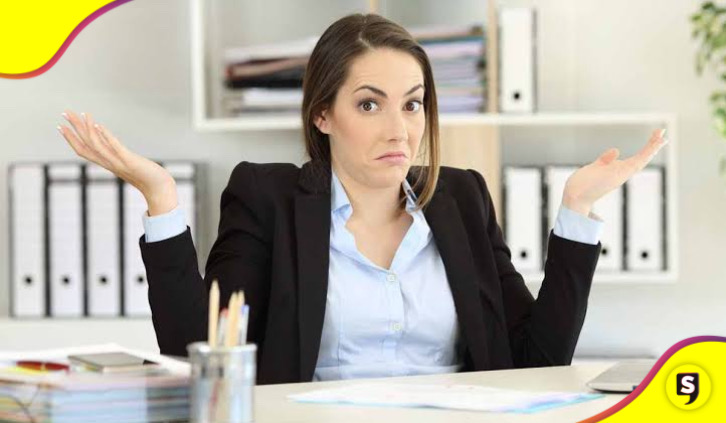 Godín es según la definición más popular una persona que trabaja en una oficina con jornada determinada, pero hay de godínez a godínez.