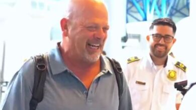 Rick Harrison broma aeropuerto