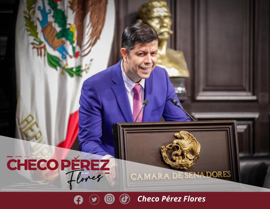 Checo Pérez Senador