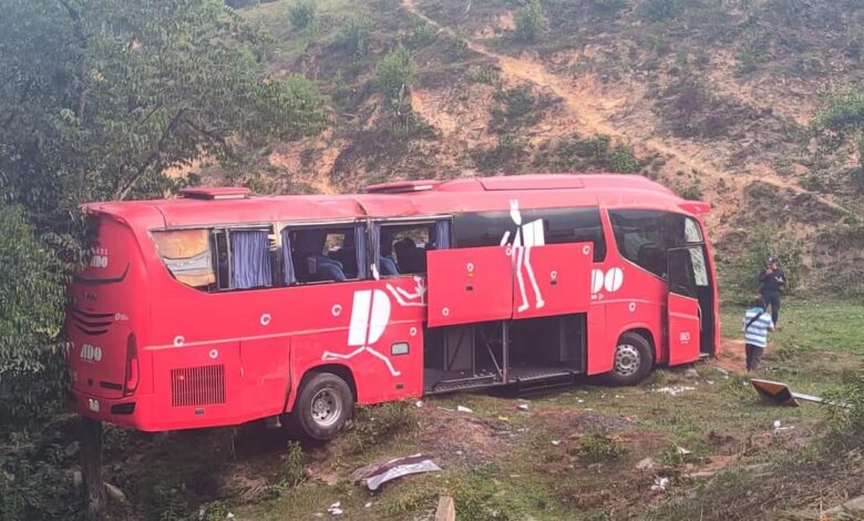 autobús en Molango