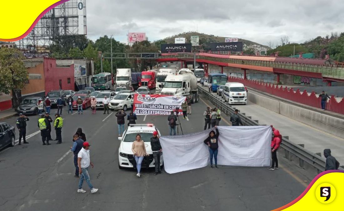 Transportistas bloqueo carretera México-Pachuca