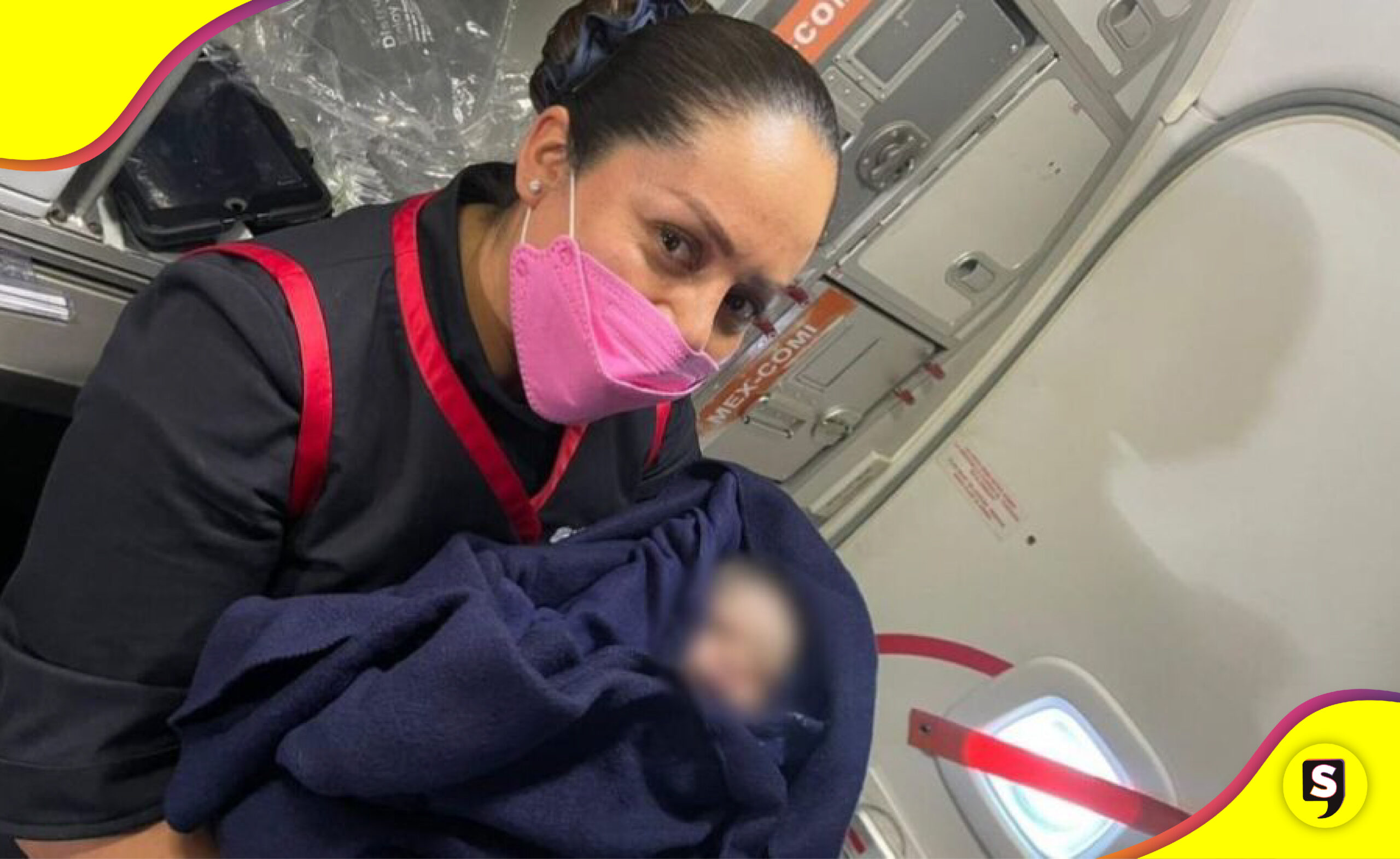 bebé en avión de Aeroméxico