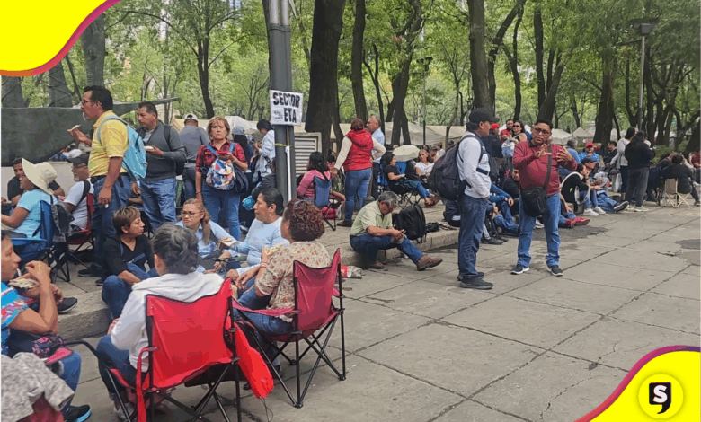 Maestros de la CNTE mantienen bloqueos en Paseo de la Reforma