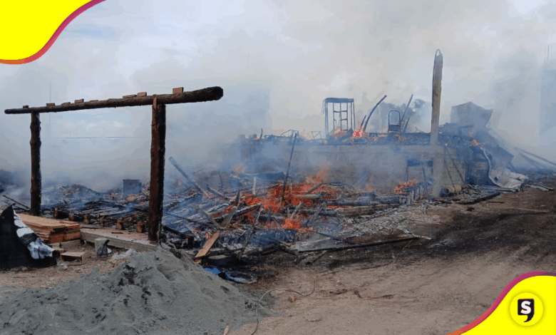 Incendio en Tulancingo destruyó un restaurante y talachera en Tepalzingo