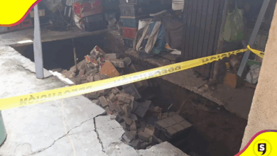 Socavón de 20 metros sorprende en Gustavo A. Madero