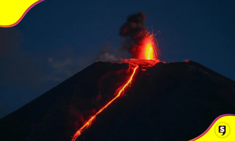 Kliuchevskoi volcán Rusia