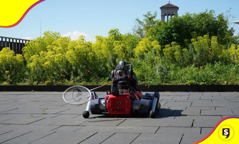 robot bádminton