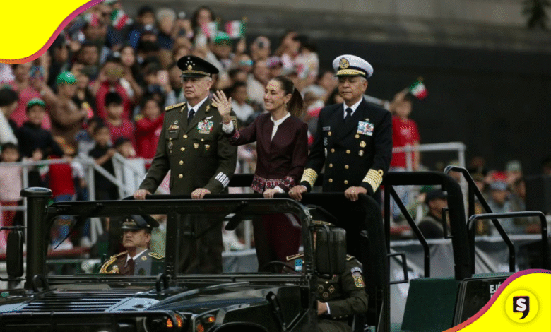 Sheinbaum encabeza desfile por Independencia de México