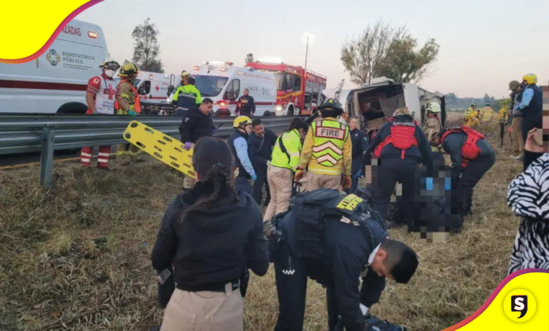 Volcadura de autobús en Morelia deja 10 muertos y 20 lesionados