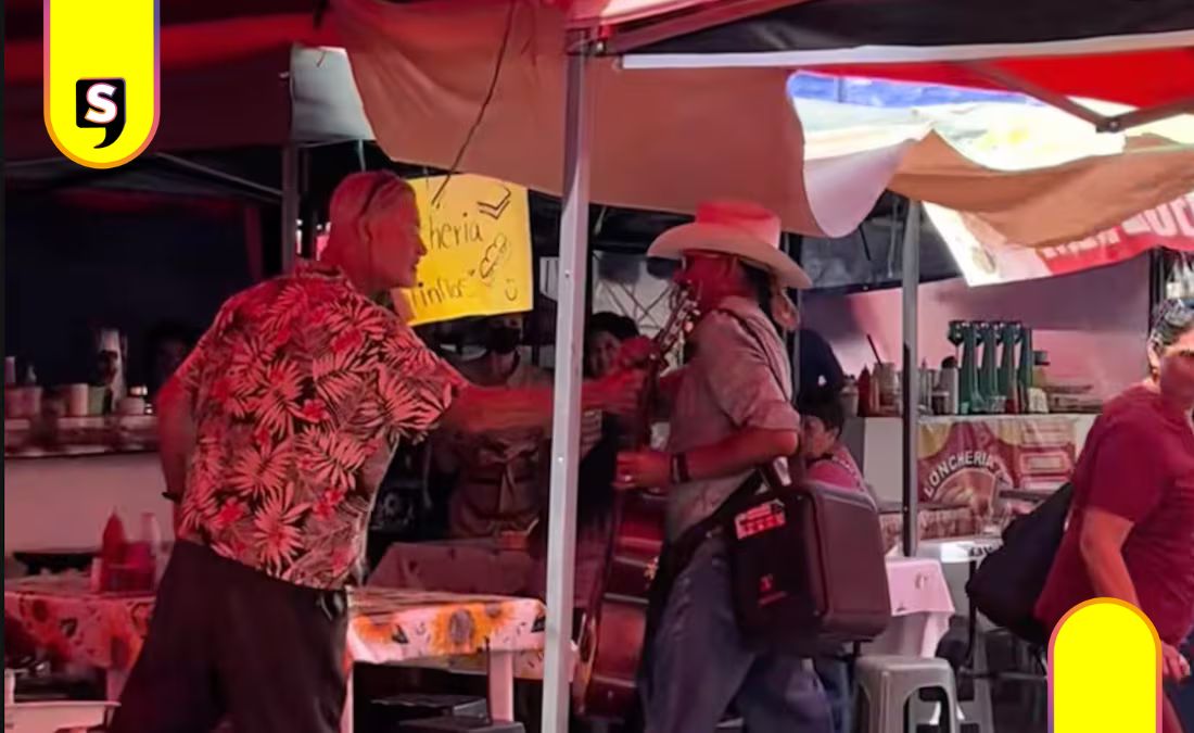 gringo músico Tepic