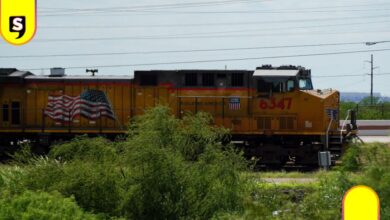 3 mexicanos tren en Laredo