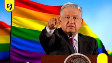 AMLO gay