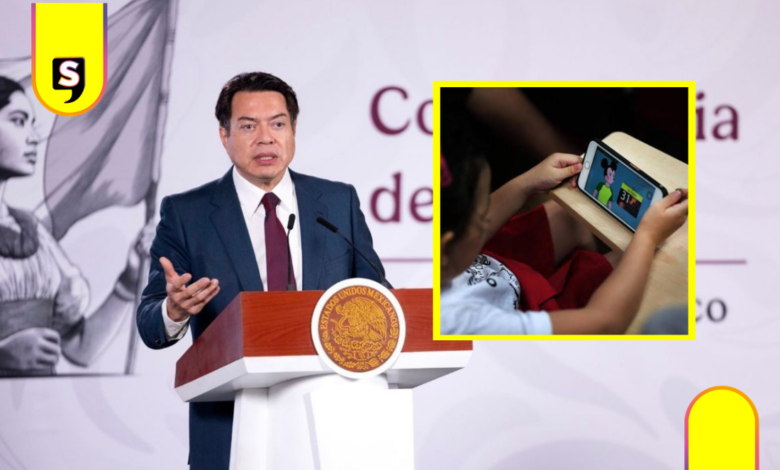 SEP abre debate nacional con maestros por celulares en escuelas