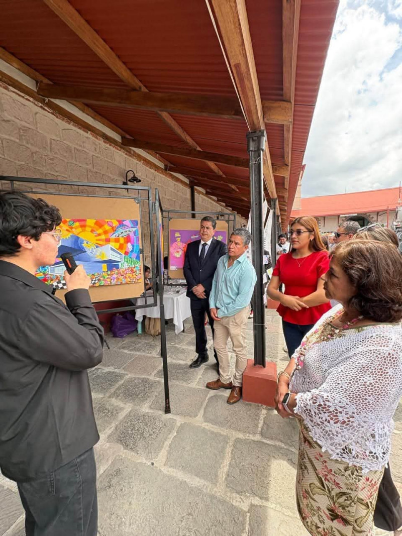 “Estación Diseño” lleva el talento de la ESAc al Ferrocarril