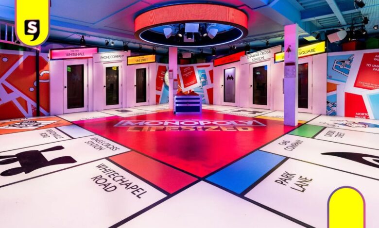 Monopoly cobra vida con un tablero gigante