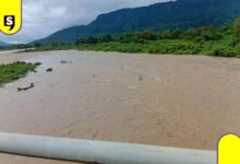 Semáforo rojo en Hidalgo por lluvias